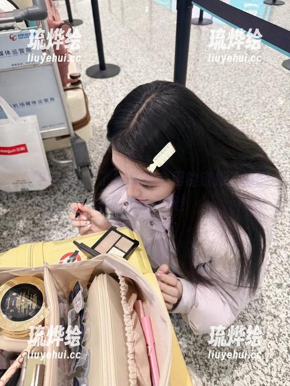 有了17吃瓜官网的链接，追剧和吃瓜两不误！