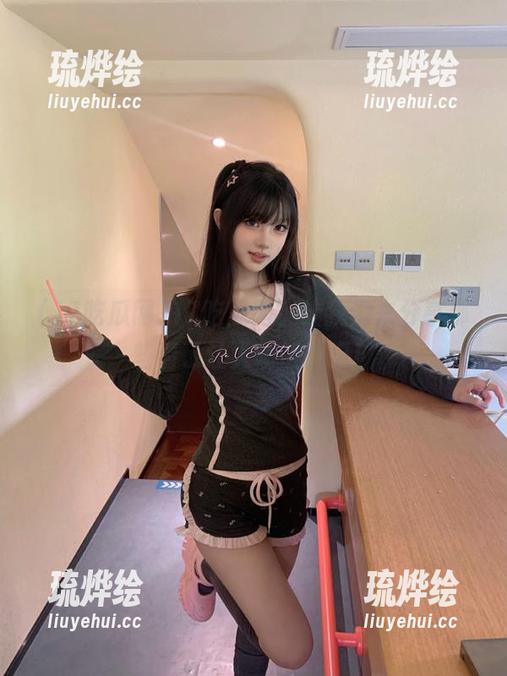 17吃瓜网，让我们来分享那些看了让人喷饭的瓜！