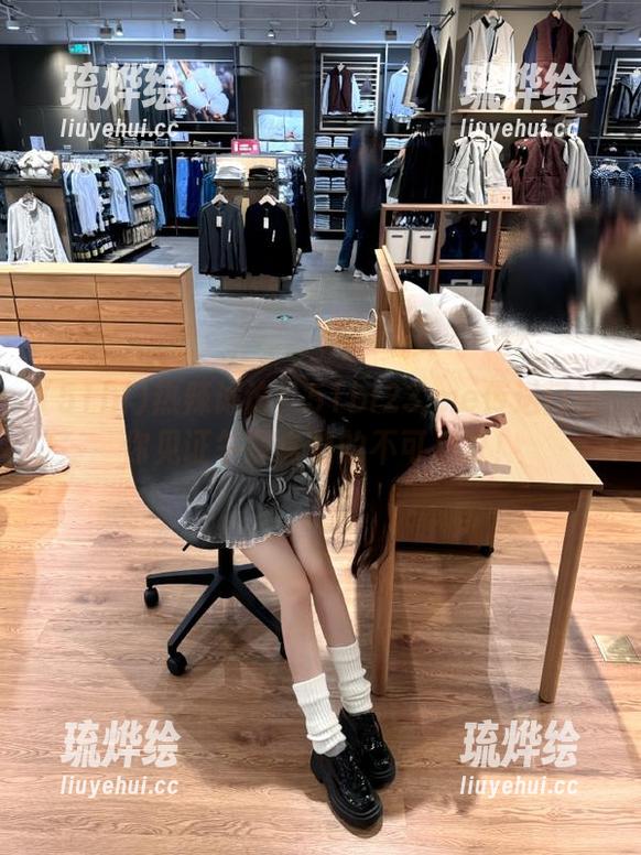 热辣讨论！51bl23.me传送门让你见证午餐盒里的不可思议！