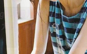 话说51cg吃瓜网的苹果版上，大瓜、小瓜统统来了，馋得我真不敢停