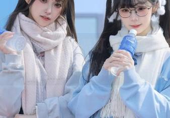 滚圆的眼睛盯着51吃瓜官网，视频能不能让我惊掉下巴？