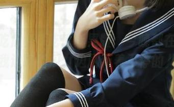 51吃瓜苹果版：今晚都在聊什么？我边吃着瓜，边刷新着不停的八卦。