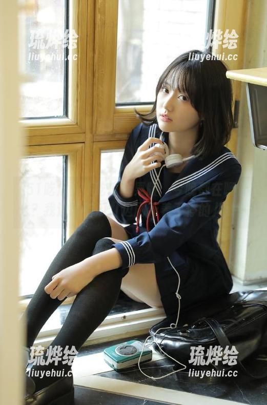 51吃瓜苹果版：今晚都在聊什么？我边吃着瓜，边刷新着不停的八卦。