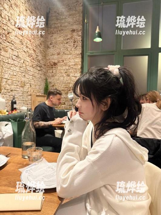 找到51吃瓜网永久地址，隔壁小伙都以为我在练武功呢！