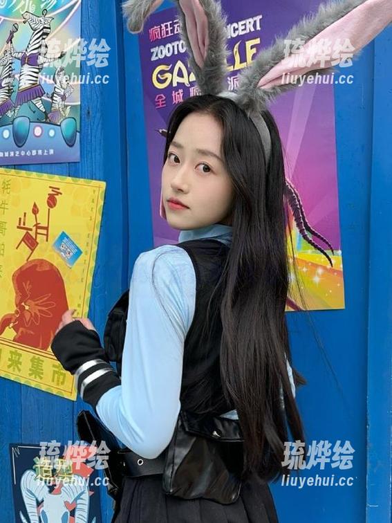 您是往58黑料发布的信息上面瞅了一眼吗？感觉浑身都在发热…