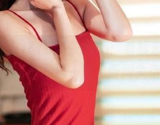 718娱乐app：看娱乐新闻的同时顺便陪你面送一波“新闻失落症”！