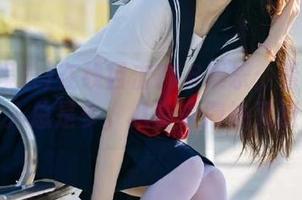在线目击718娱乐：看热闹的人总是多，八卦来得快又烈