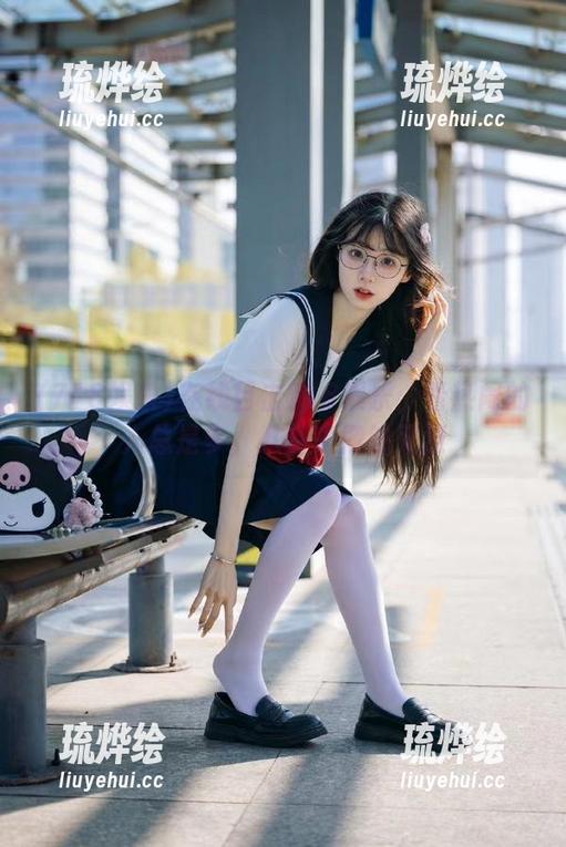 在线目击718娱乐：看热闹的人总是多，八卦来得快又烈