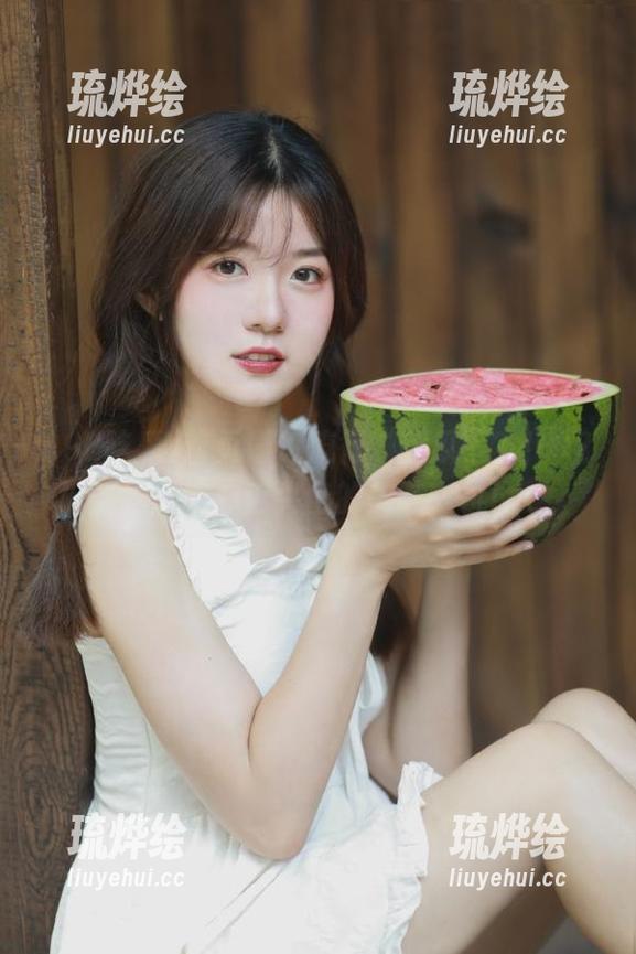 首页最近流行“舔瓜”？！92吃瓜教你舌尖上的美味玄机！