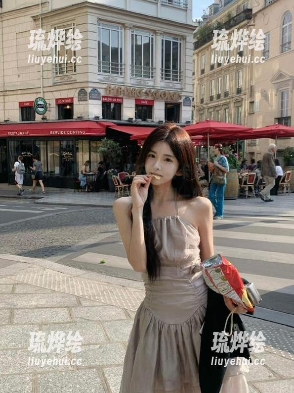 www.吃瓜 告别安卓的卡顿,我还是选择停留在www.吃瓜的那一瞬……有点惆怅。