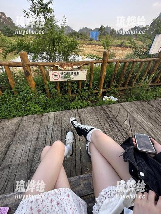在zztt11网站上，瓜群众们的“专业分析”让人瞠目结舌