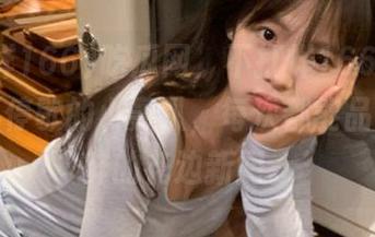 吃瓜网，不打烊166，就像个永不停歇的小轰趴，每次都能品尝到新鲜的花边新闻。