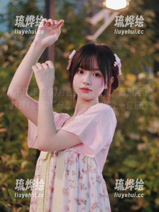 不打烊166 月色佳人夜未央,吃瓜网不打烊166的“分享”一直在路上…这应该算是个浪漫吧?