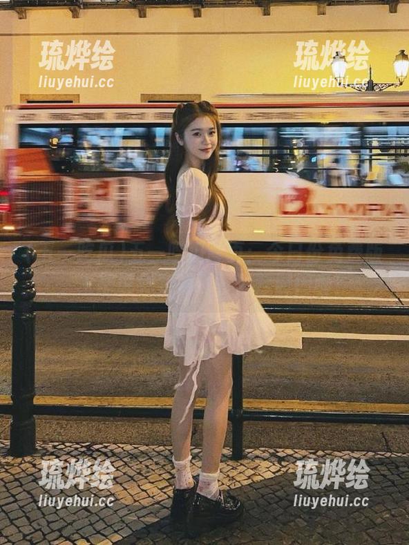 五一吃瓜首页：今日份免费版，主播说我要疯了，请暂时闭嘴！