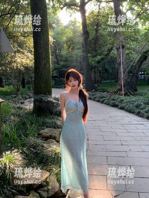 五一吃瓜 安卓独宠:五一吃瓜视频在线,视频里都是我的心声!好想一直刷下去。