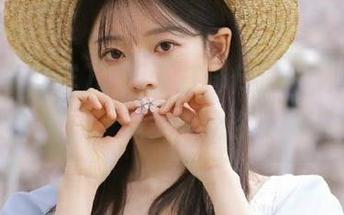 吃瓜不打烊传送门，开启你的瞳孔大战，瓜多得让你喘不过气。
