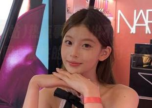热点事件层出不穷，吃瓜网站链接如同无属性的公开课，寸步不离看个够！