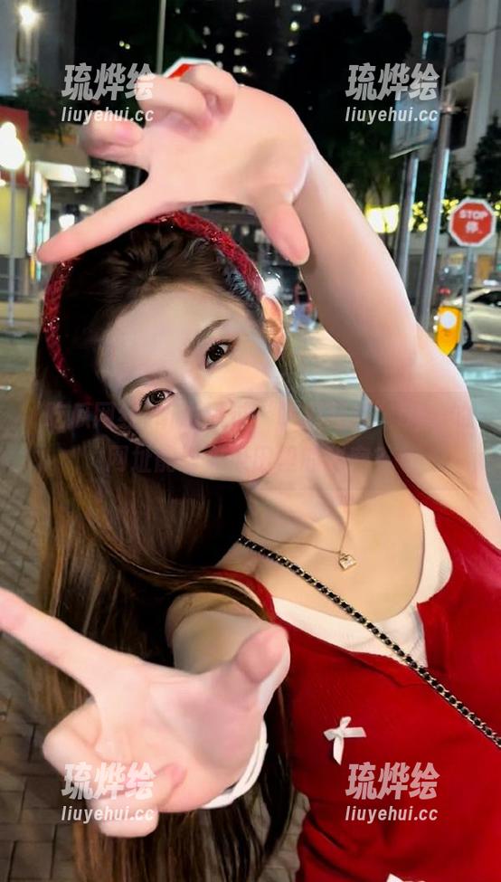 听说通过“吃瓜网红”app的网址能看见瓜田里的秘密？