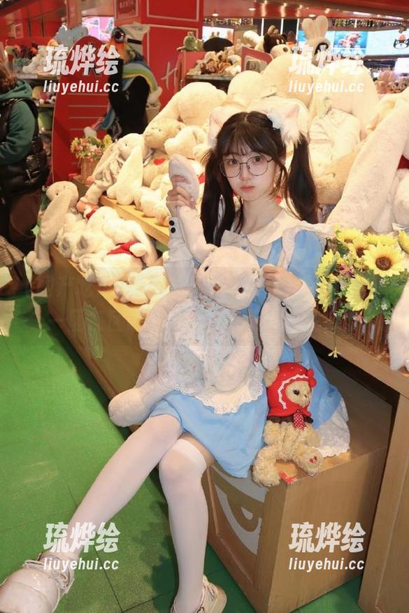 吃瓜时光，国产吃瓜app黑料一区二区让我默默加班思考人生哦。