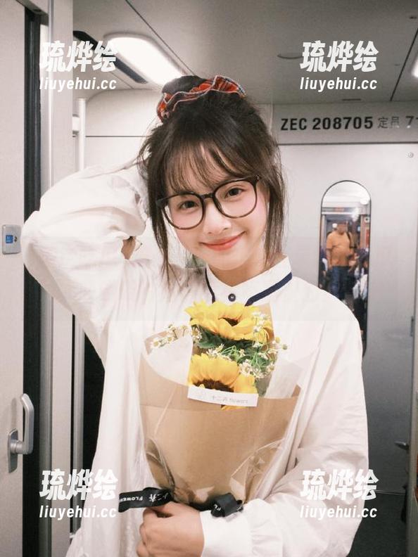 骑上黑料的车，登录国产吃瓜哎哟喂，这速度真不是盖的！