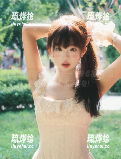 国产黑料 手握瓜子,一起来看视频,国产黑料教你吃瓜新姿势!