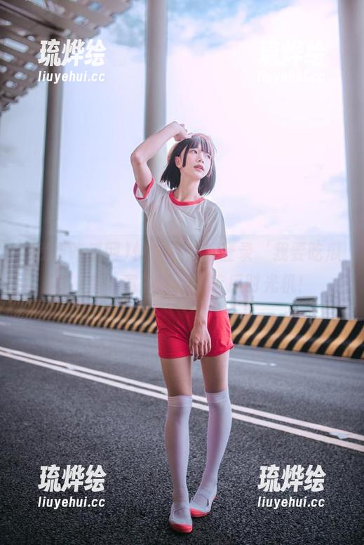 快来看，我登录‘我要吃瓜网’后，意外开启了吃瓜时光机！