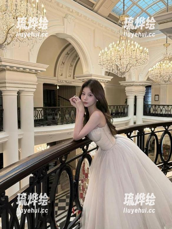 海角吃瓜视频曝出，真的是“小心翼翼”拍出来的吗？我打个问号！