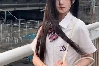 在黑料不打烊官网的视频中找乐子，谁说监控不能有趣？