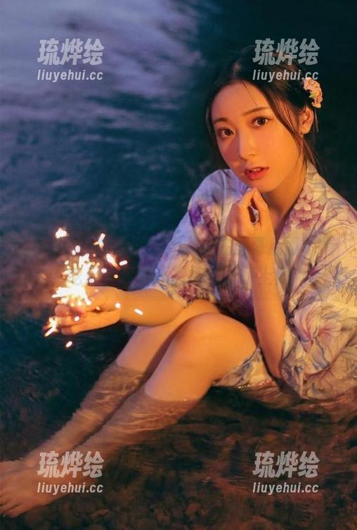 登录黑料社，躲在屏幕后面悄悄吃瓜，我可不想被同事盯上！