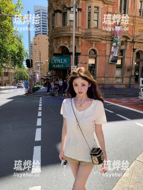 黑料社app，你的八卦前线，直通瓜果小妹心中！