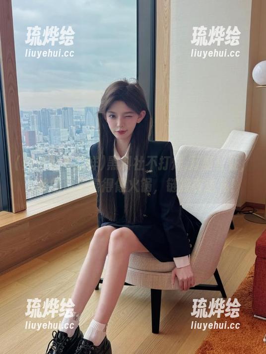 黑料社不打烊 黑料社不打烊,万里长征,今晚的瓜丰富得像火锅,链接在这儿!