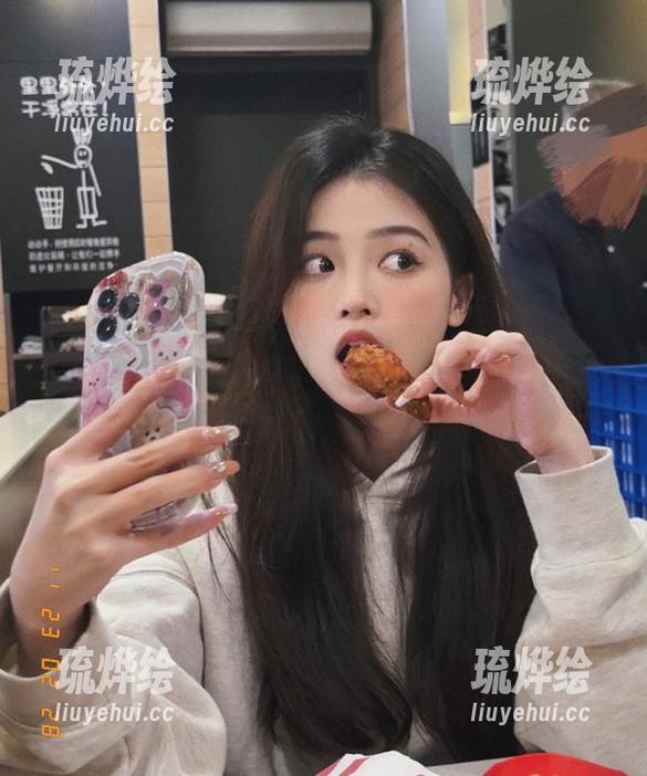 一言不合就上“黑料社区”：永久更新墓碑黑料，果然新鲜！