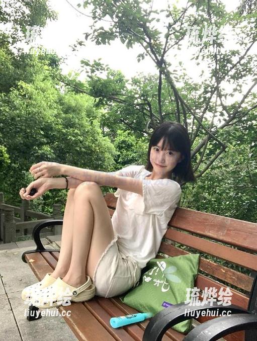 直达黑料网络的热搜！太郎又在为正能量拼命发声。